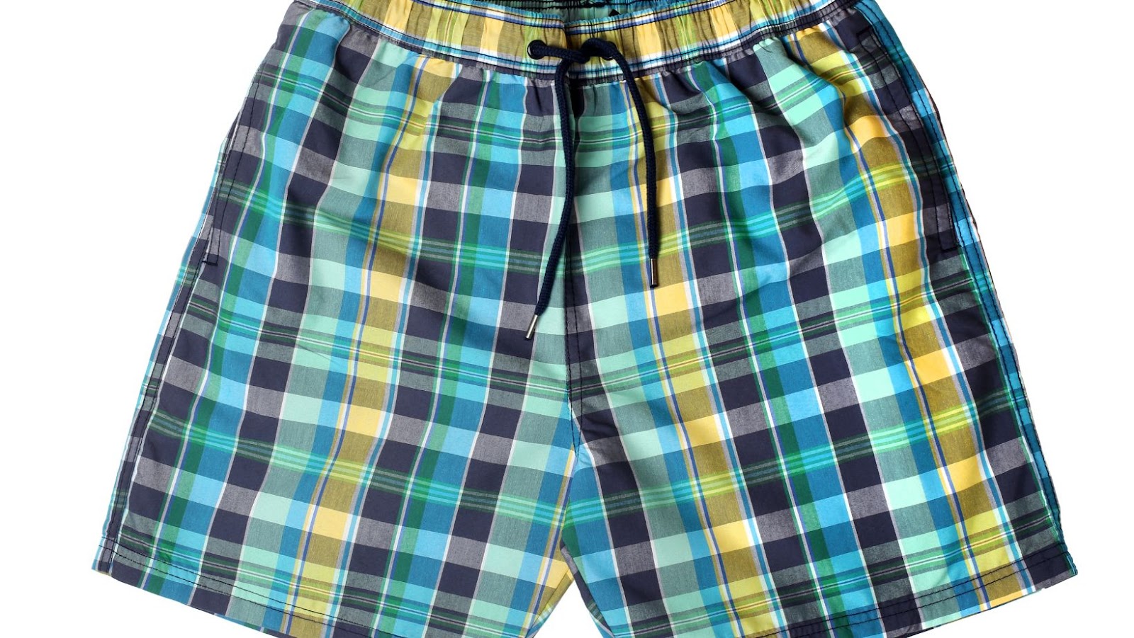 How to Choose the Right Underwear for Wearing Under Swim Trunks